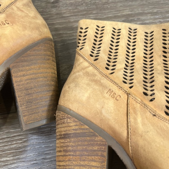 Anthropology Musse&Cloud Ankle Boots - Picture 5 of 8